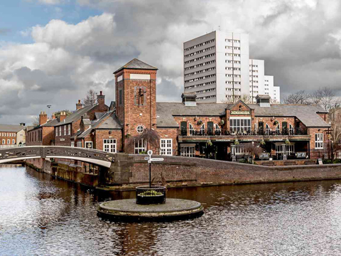 Courier from Gurgaon to Birmingham
