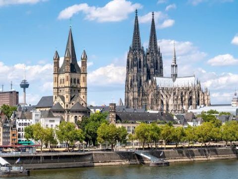 Courier from Bangalore to Cologne
