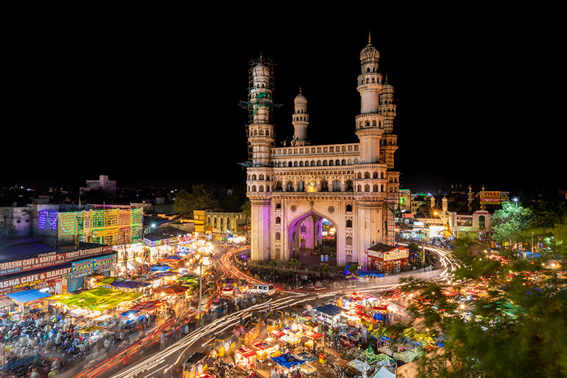 Courier from Hyderabad to Los Angeles