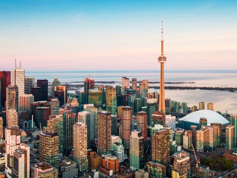 Courier from Delhi to Toronto